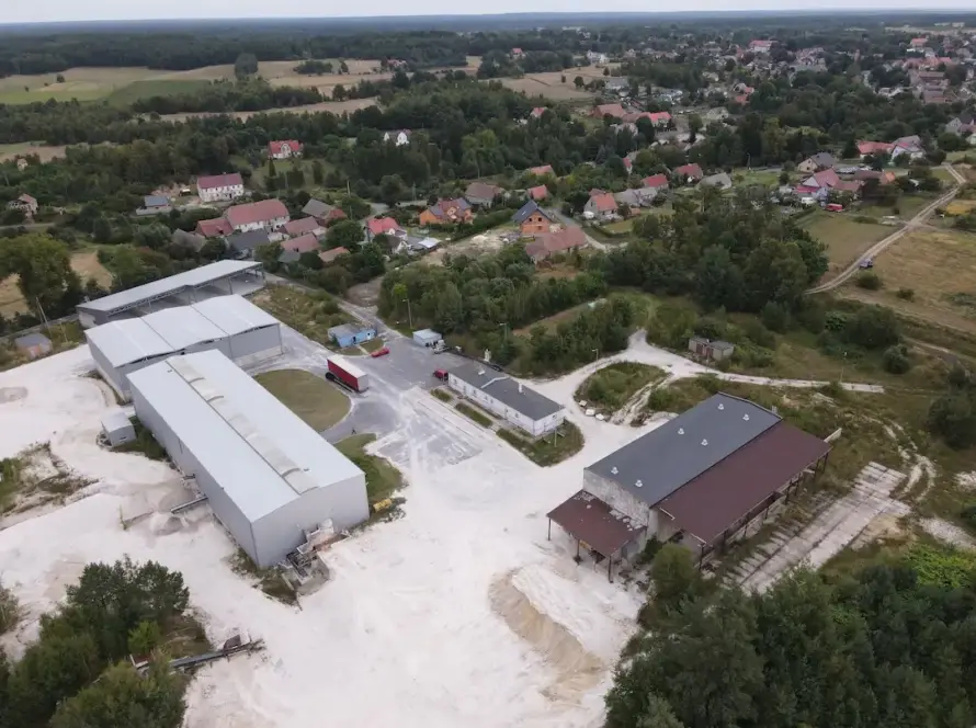 ZAKŁAD WZBOGACANIA SUROWCA ZE ZŁOŻA ,,CZERWONA WODA” 7 2-1