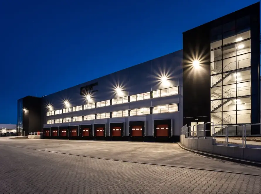 Budowa budynku magazynowego, budynku socjalnego i budynku biurowego, budynku portierni wraz z infrastrukturą techniczną i drogową - Favorite Gifts Europe 10 FGPE-10