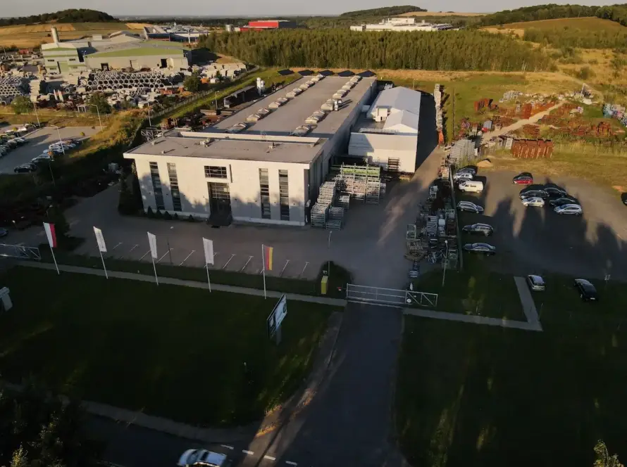 ZAKŁAD PRODUKCJI ELEMENTÓW KONSTRUKCYJNYCH DLA BUDOWNICTWA - firmy Eucoso - OBECNIE SCHNEIDER 1 schneider-zlotoryja